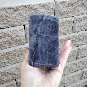 OPAL FREEFORM PURPLE specimen