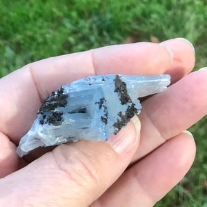 BLUE BARITE SPECIMEN