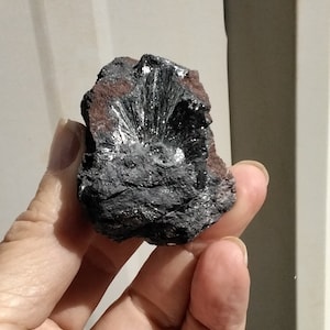 PYROLUSITE ON MATRIX
