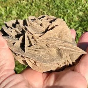 SELENITE DESERT ROSE
