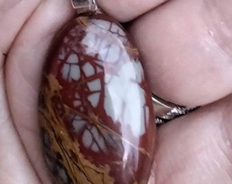 NOREENA JASPER NECKLACE