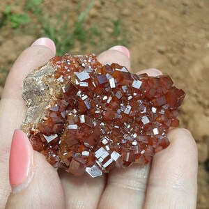 VANADINITE SPECIMEN