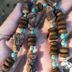 BLACK WALNUT and TURQUOISE necklace