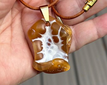 FOSSIL CORAL NECKLACE