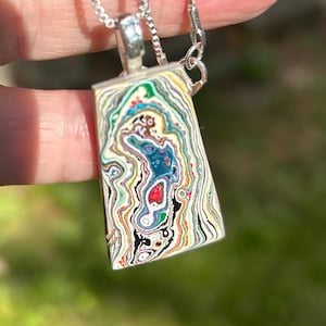 CADILLAC RANCH GRAFFITI necklace