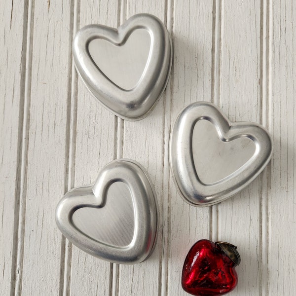 Set of Three Aluminum Heart Shaped Baking Tins - Tortes - Valentine Decor -