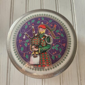 Vintage 1999 Mikasa Ceramic Trinket Dish with Lid - Eleven Pipers Piping -