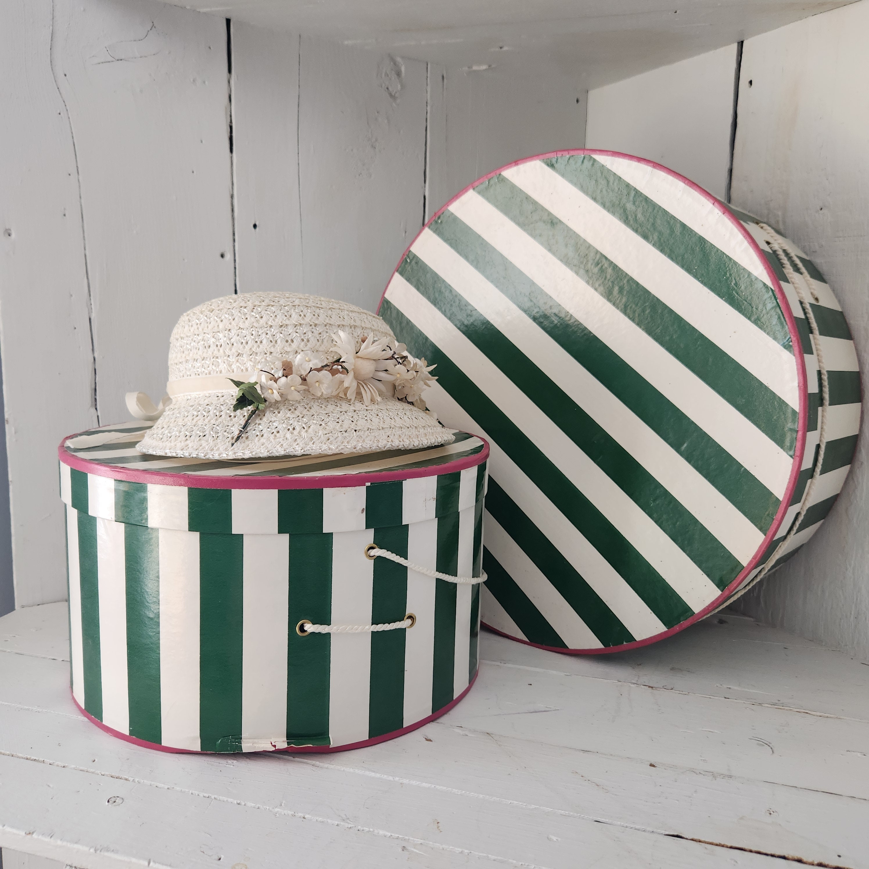 Vintage hat boxes best sale wholesale
