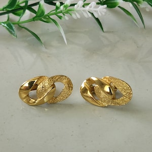 Vintage Mid Century Napier Gold Tone Screw Back Earrings - Mint Condition - Shiny Chain Link Design