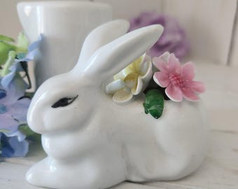 Cute Vintage Ceramic Bunny - Easter Bunny - Lovely Floral Details - Perfect for Spring Decoration or Gift -