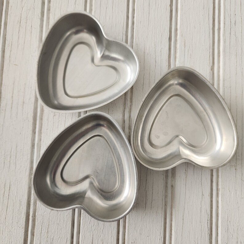 Set of Three Aluminum Heart Shaped Baking Tins Tortes Etsy