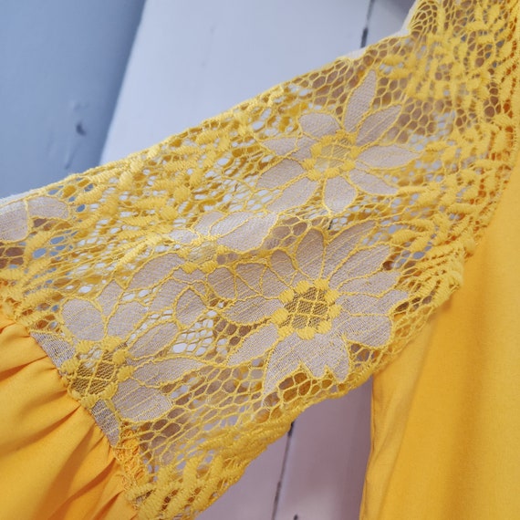 Adorable 1970s Yellow Dress -Handmade - Mint Cond… - image 7