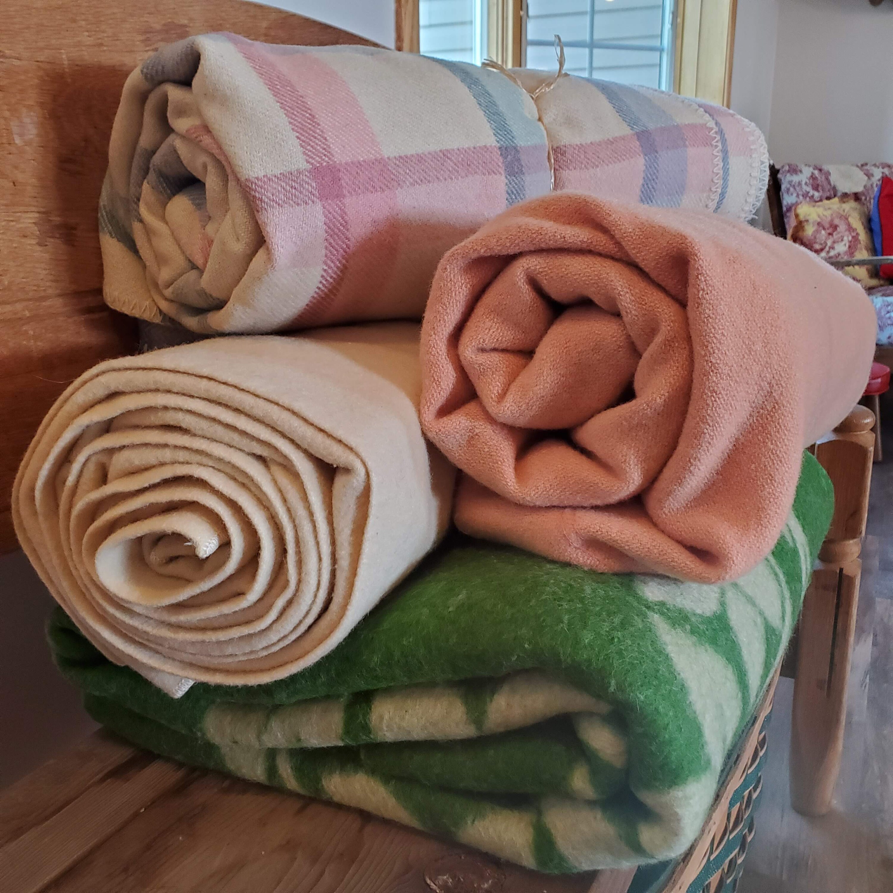 Beige Wool Blanket Marked North Star Woolen Mill Measure 76 Etsy