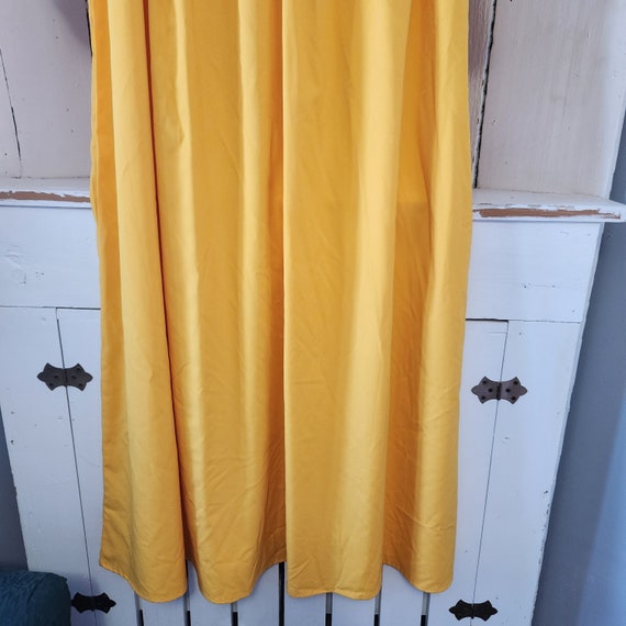 Adorable 1970s Yellow Dress -Handmade - Mint Cond… - image 5