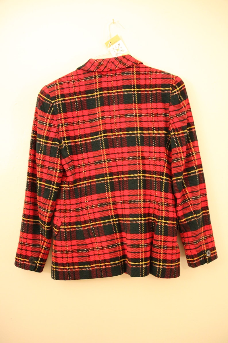 Retro Vintage Red Plaid Blazer Jacket in Women/'s Size 6 with a 33 inch waist.