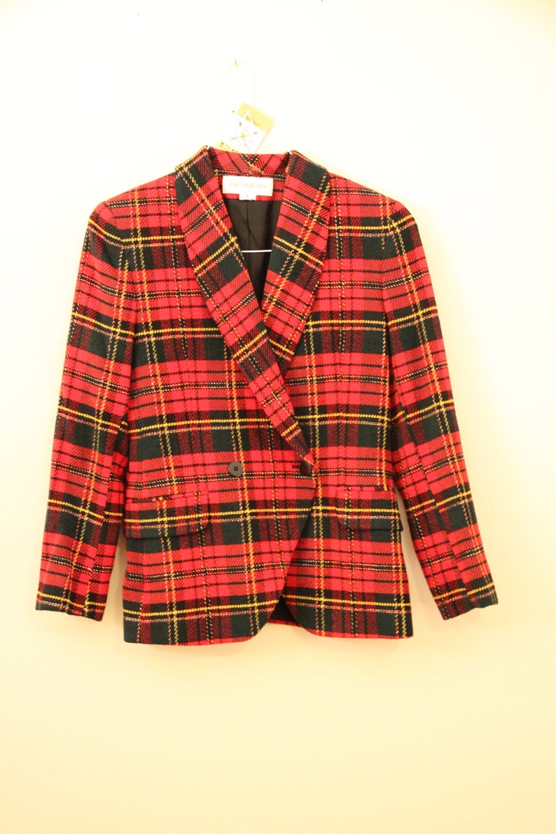 Retro Vintage Red Plaid Blazer Jacket in Women/'s Size 6 with a 33 inch waist.