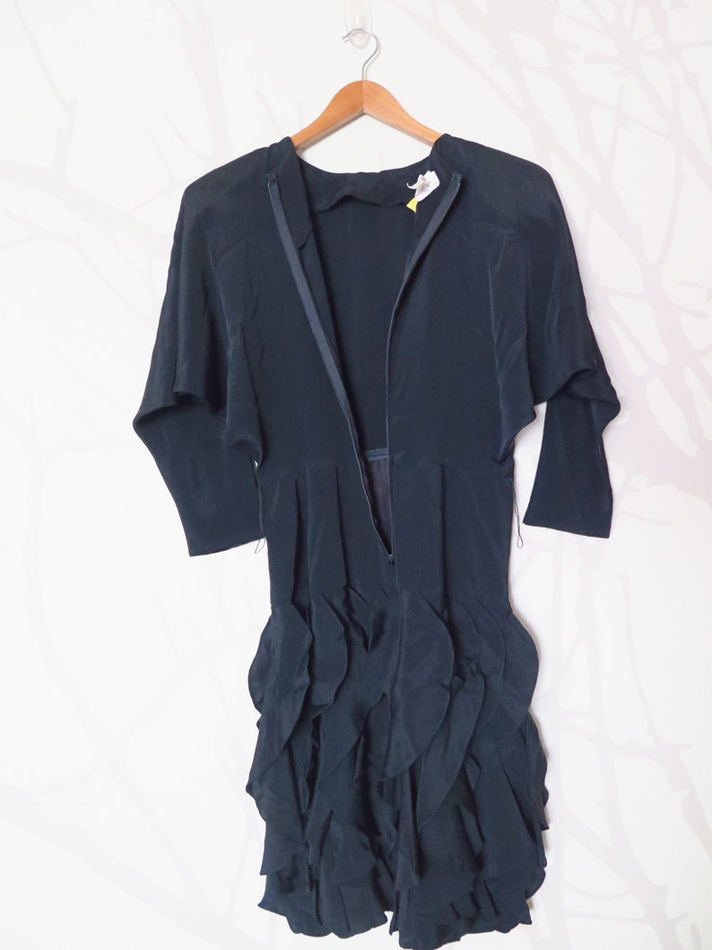 80s Era Vintage Fancy Black Ruffle Skirt Fitted Bat wing Sleeve Dress in Women/'s Size 56 with a 28 inch waist