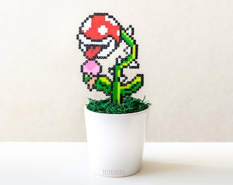 Summer Pixel Plant in a pot Piranha plant perler Super Mario Gamer hama Nintendo Videogame decor gamer room Mario pixel art Piranha plant