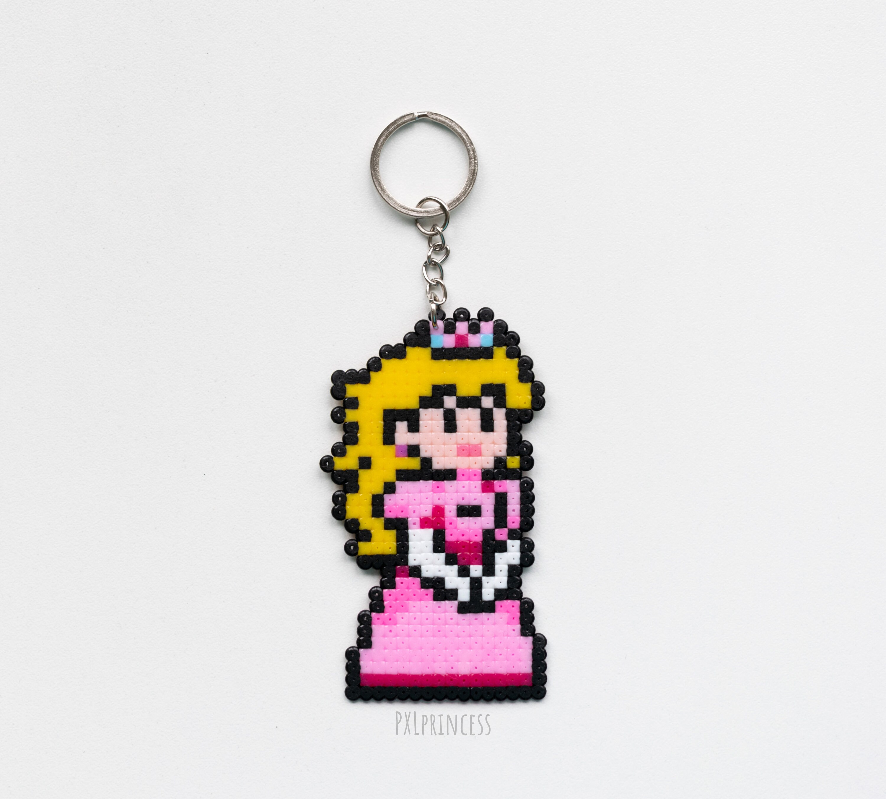 Princess Peach keychain pixel art Gamer hama Nintendo Etsy
