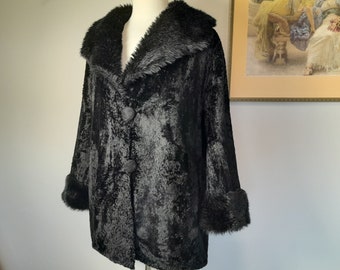 Cappotto vintage anni '50 in pelliccia sintetica di seta vegana di lusso