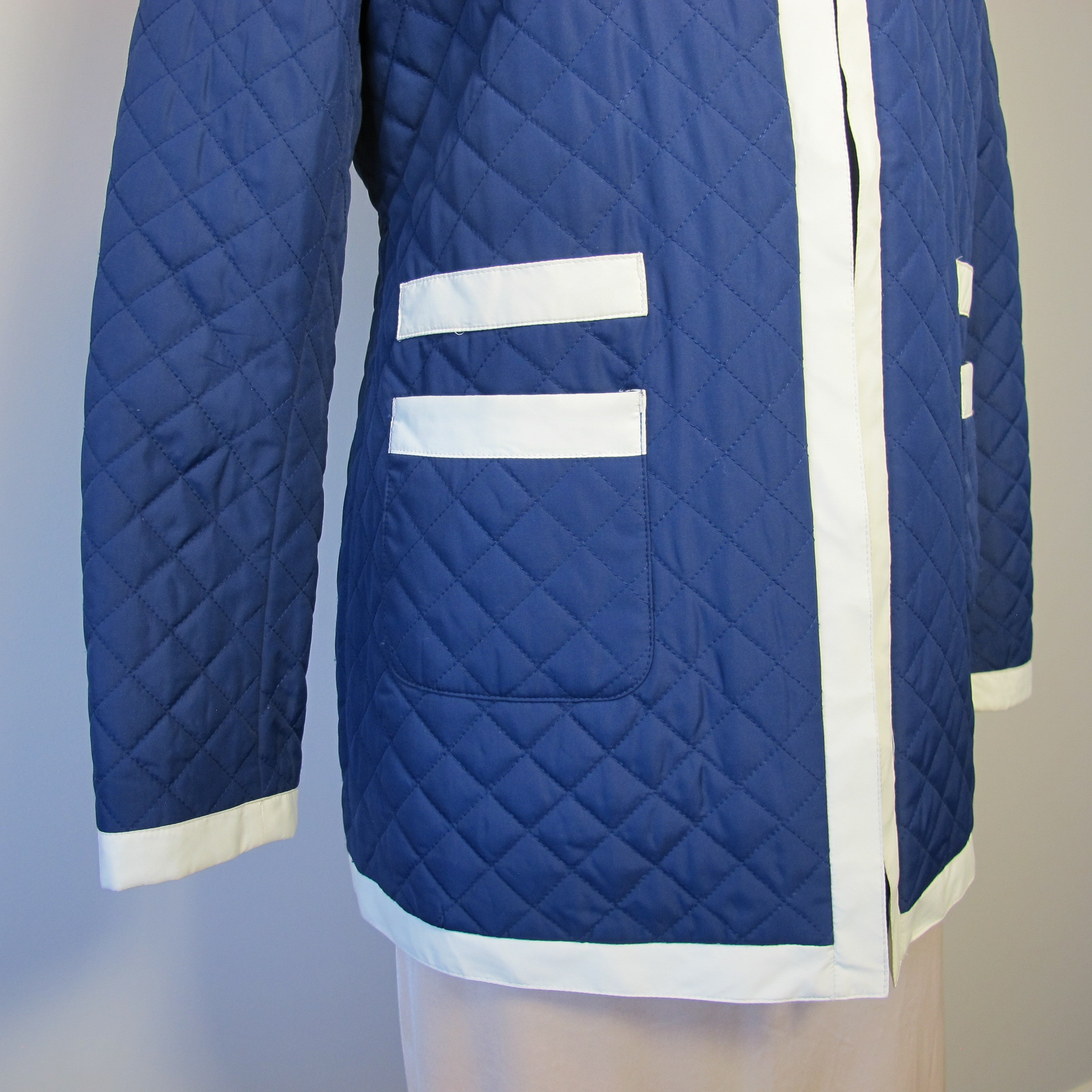 Vintage Navy Quilted Classic Zip up Windbreaker Office Work Jacket 