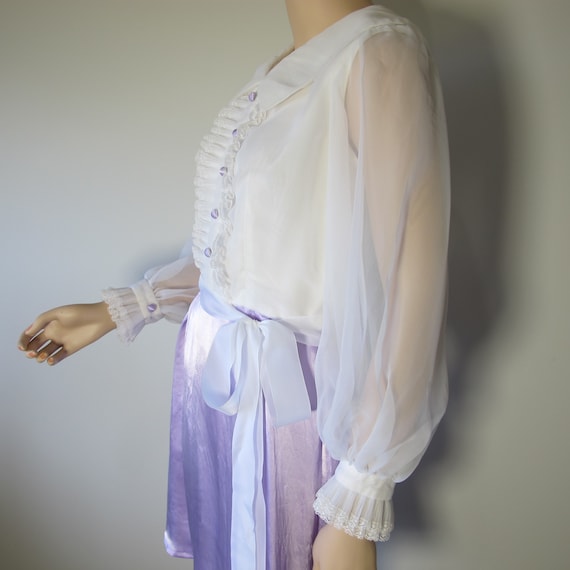 Authentic 1940s 1950s Lilac Bib Front Ruffled Nyl… - image 5