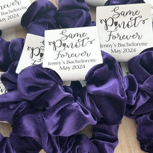 Same Pinot Forever Velvet Scrunchie: Bachelorette Party Favor image 2