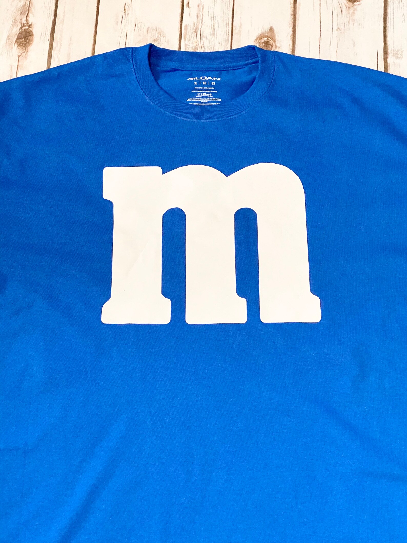 m&m shirt decal