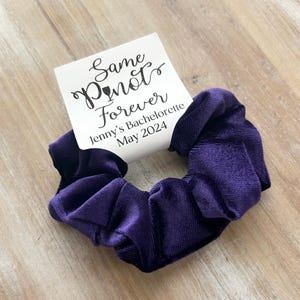Same Pinot Forever Velvet Scrunchie: Bachelorette Party Favor image 4