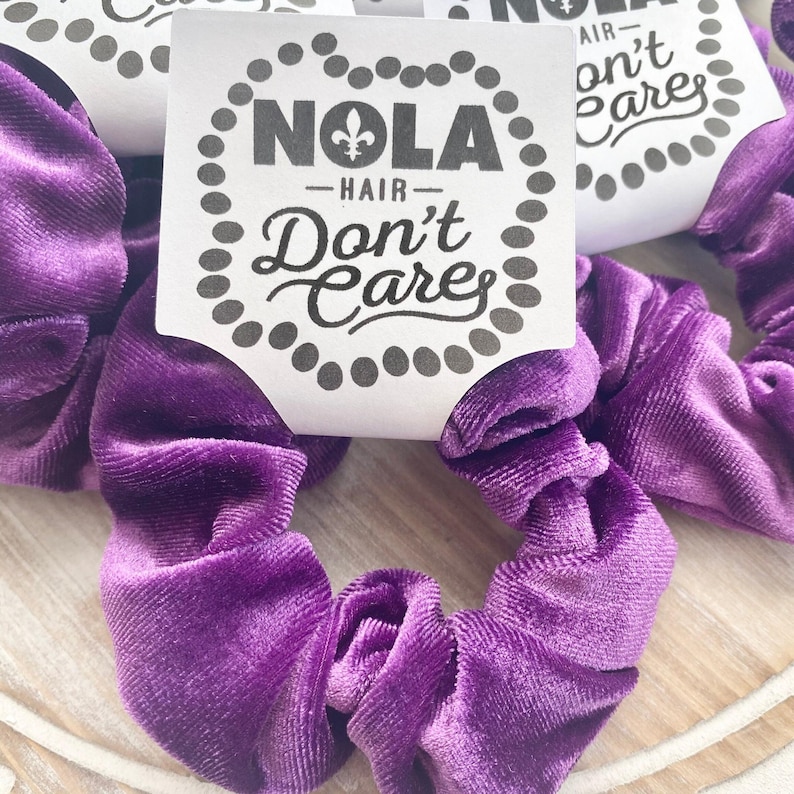 NOLA Hair Don't Care Velvet Scrunchie: Möhippa från New Orleans bild 4