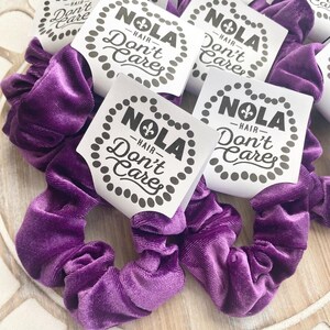 NOLA Hair Don't Care Velvet Scrunchie: Möhippa från New Orleans bild 6