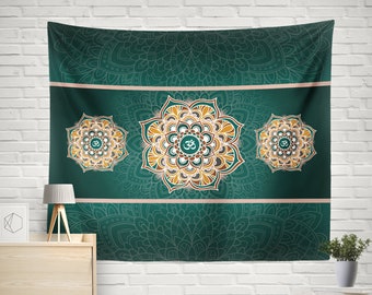 Mandala Tapestry, Mandala Wall Hanging, Green Tapestry, Mandala Home Decor, Boho Tapestry, Boho Home Decor, Boho Tapestries, Om Tapestry