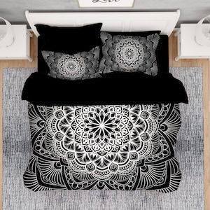 Handmade Black and White Mandala Comforter Set: Bohemian Bedding