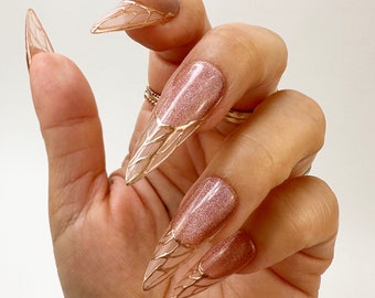 Mistletoe, Rose Cat-eye base with Gold Chrome Line Press On Nail Set | Any Shape | Fake Nails | False Nails | Glue On Nails