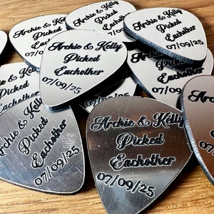 GEPERSONALISEERDE GITAARPLECTRUM Acryl Muziekthema Bruiloft Tafel Confetti Cadeau Gunsten Verjaardagsfeestje Viering Verstrooid zilver