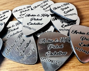 PERSONALISED GUITAR PLECTRUM Acrylic Music Themed Wedding Table Confetti Gift Favours Birthday Party Celebration Scatter silver