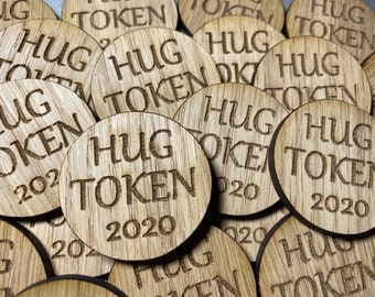 Personalised Oak Hug love Tokens Thank You Favours Circles Celebration Wooden Send Love