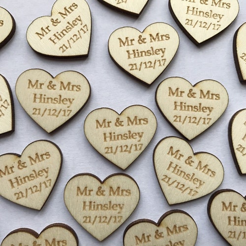 Personalised Wooden Love Heart Table Decorations Wedding Favours Confetti Mr Mrs 