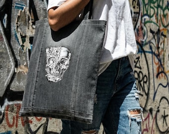 Bolso tote con calavera punk, bolso de lona alternativo, bolso tote con estética grunge, bolso urbano vanguardista, estilo gótico punk, bolso tote reutilizable