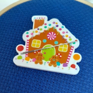 Ginger Bread House Needle Minder