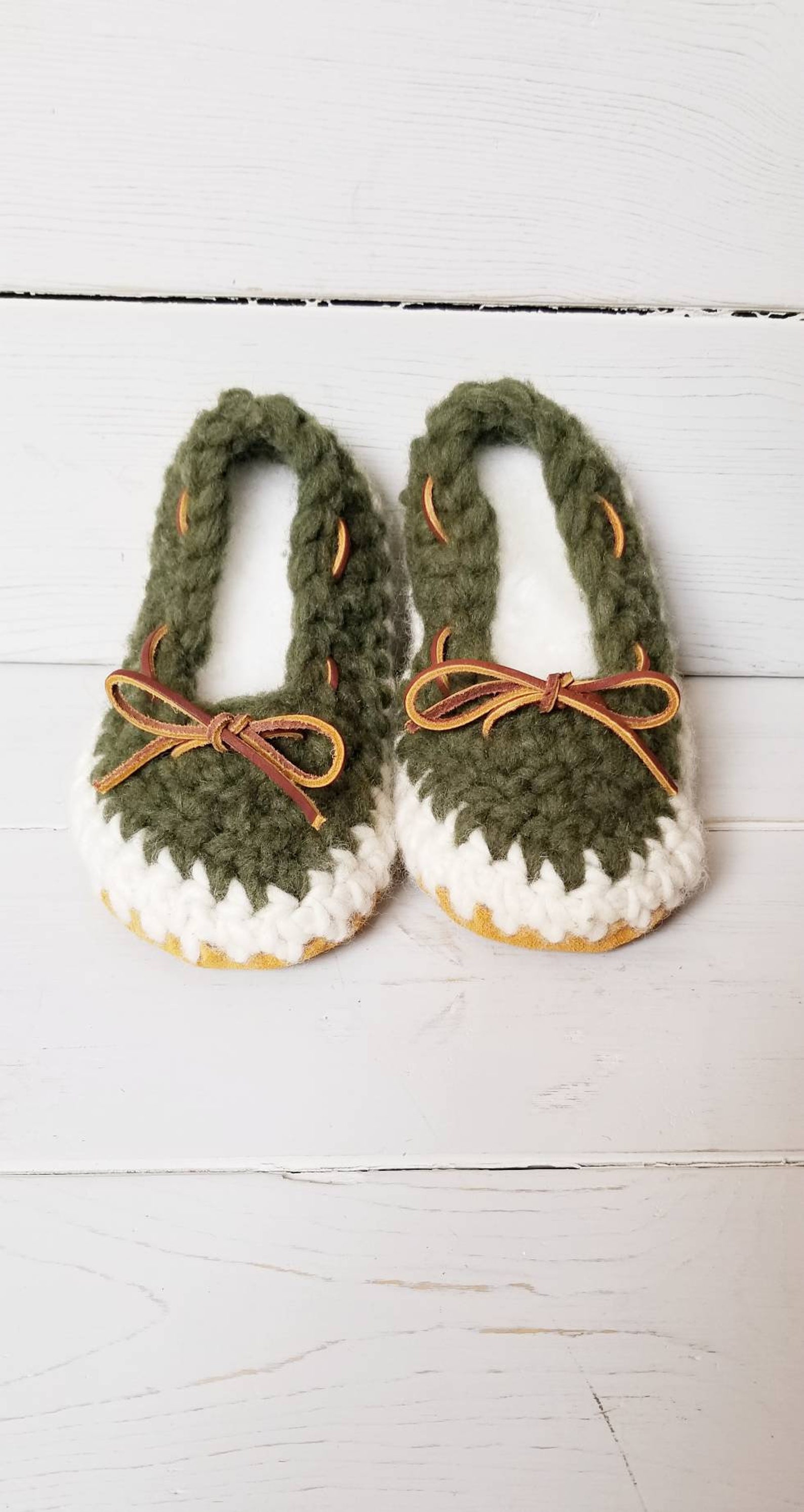 womens slippers, crochet slippers, ladies slippers, spring/summer slippers, wool slippers, slip on slippers, ballet slippers, ec
