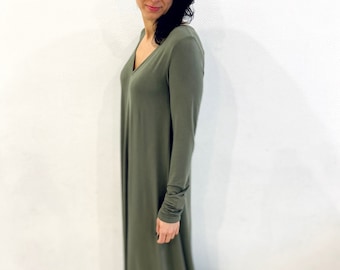 Robe en jersey de bambou / Robe kaki / Robe tricotée en bambou / Robe maxi / Robe oversize / Confortable / Robe femme / Fanriques en tricot de bambou