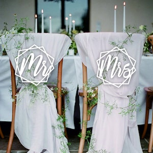 Rustic signs for wedding, wedding signing, wooden signs for wedding, custom sign for wedding, rustic wedding sign, Mr Mrs chair signs