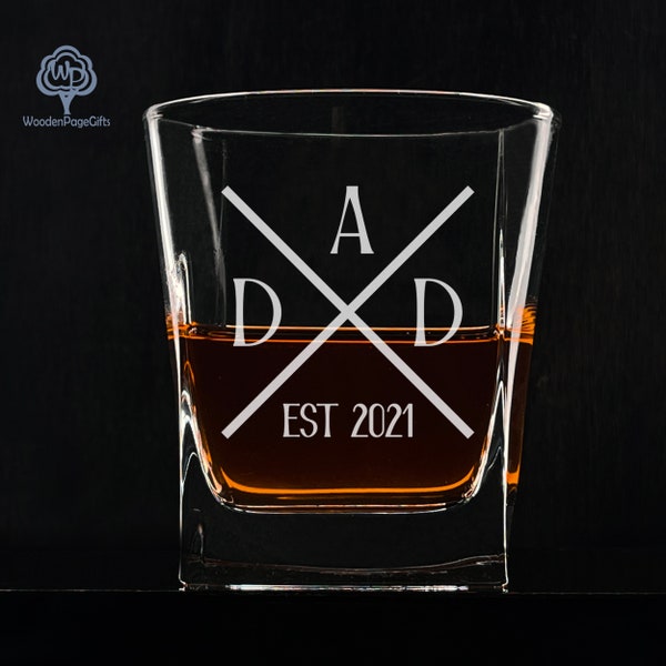 New Dad Gift, Dad Gift, Dad Announcement, New Baby Announcement, Dad To Be, Dad Whiskey Glass, Dad Glass, Pregnancy Announcement, Dad Est