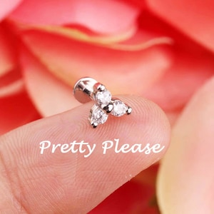 Clover Tragus Stud Earring, Dainty Flat Back Earring, Helix Piercing Stud Earring, Cartilage Threaded Earring, Women Jewelry Labret Stud