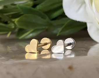Minimalist Plain Heart Labret Stud 16g | Flat Back Cartilage Earring | Internally Threaded Tragus Helix Piercing | Gold Rose Gold Silver