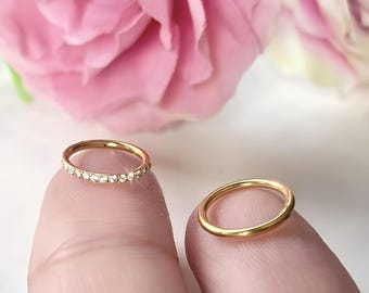Surgical Steel Hinged Clicker Ring: Tragus, Septum, Cartilage Piercing (16g/18g)