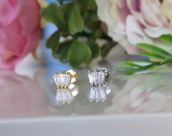 Cartilage Piercing Flatback Earrings, Threaded Labret Stud, Helix, Tragus & Conch Piercing Jewelry, Internally Threaded, Stainless Steel