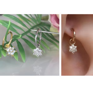 Nose Ring, Hinged Clicker Cartilage Earring, Forward Helix Hoop, Tragus Ring, Nose Hoop Jewelry,Flower Earrings, Charm Drop Piercing Clicker