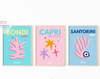 Summer Travel Print Set de 3, Art mural imprimable, Ensemble d’affiches de voyage colorées, TÉLÉCHARGEMENT NUMÉRIQUE, Preppy Wall Art, Capri, Bondi, Santorin